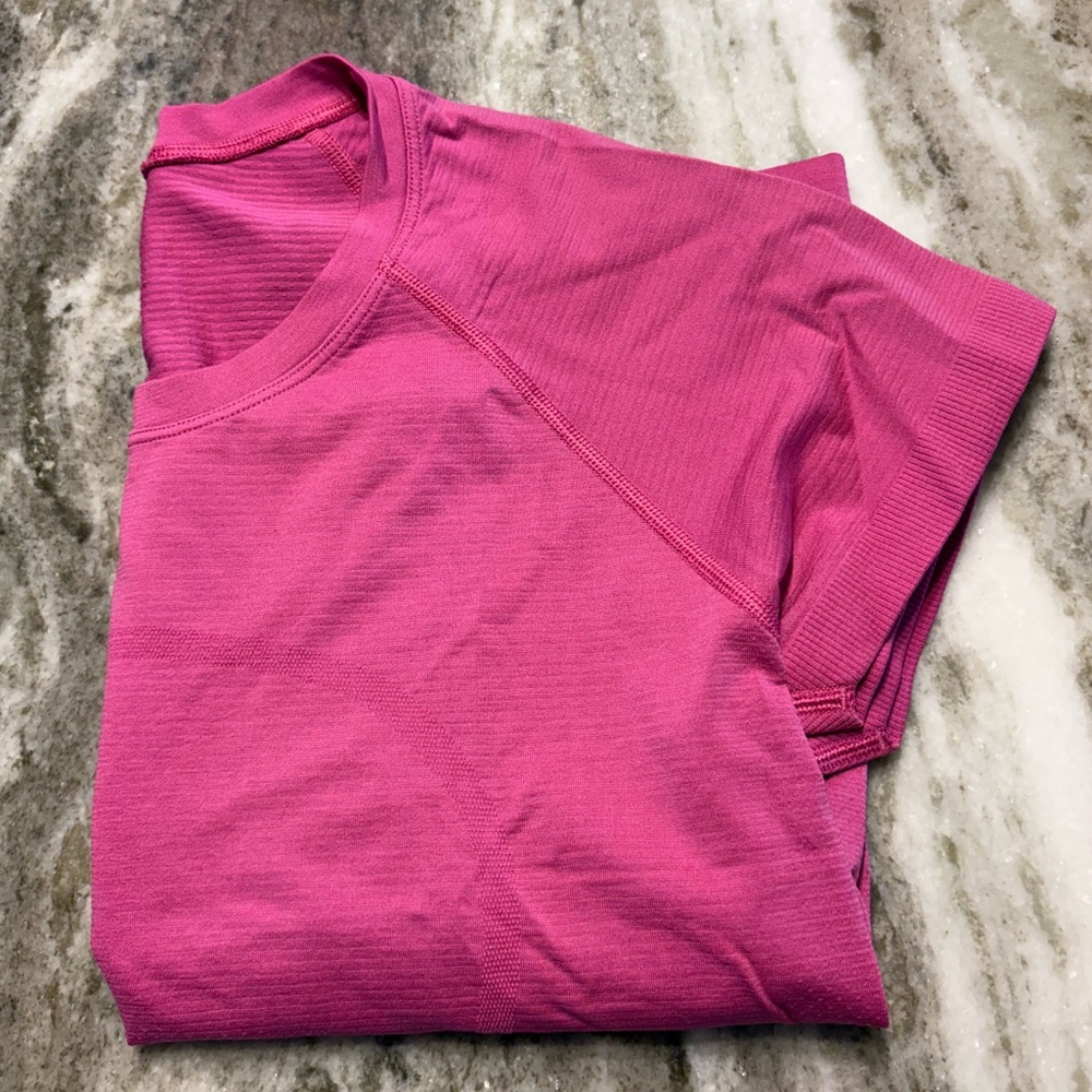 Lululemon top